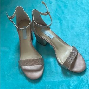 Women’s Betsey Johnson Rosegold Heels Size 7.5